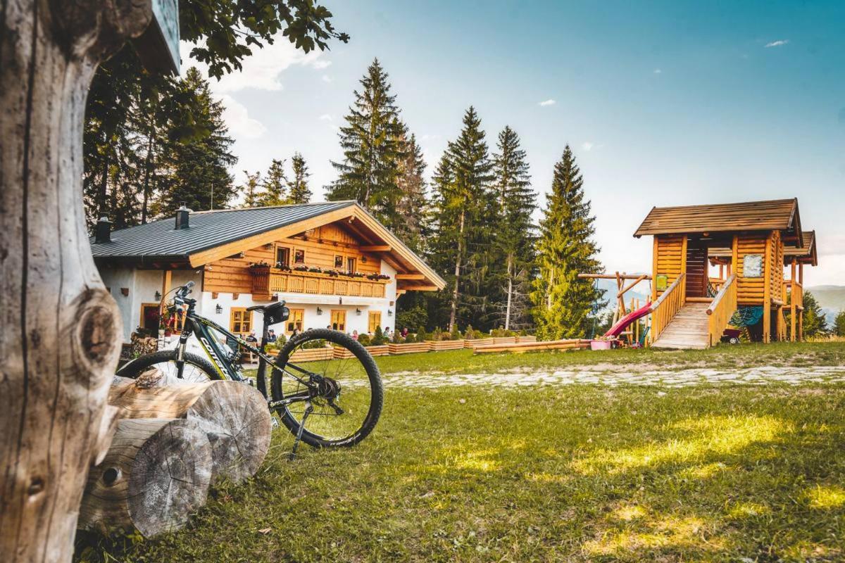 Resort Biela Skala - Chata Chopok Jasna Juh Bystrá Εξωτερικό φωτογραφία
